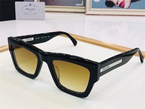 prada sunglass-007